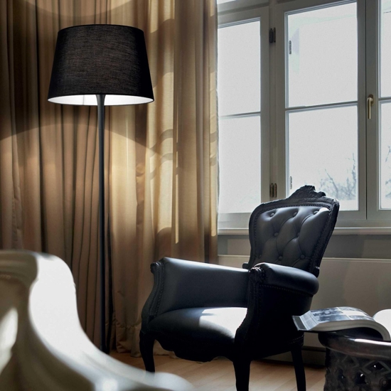 Lampada da terra ideal lux london pt1 nera per salotto