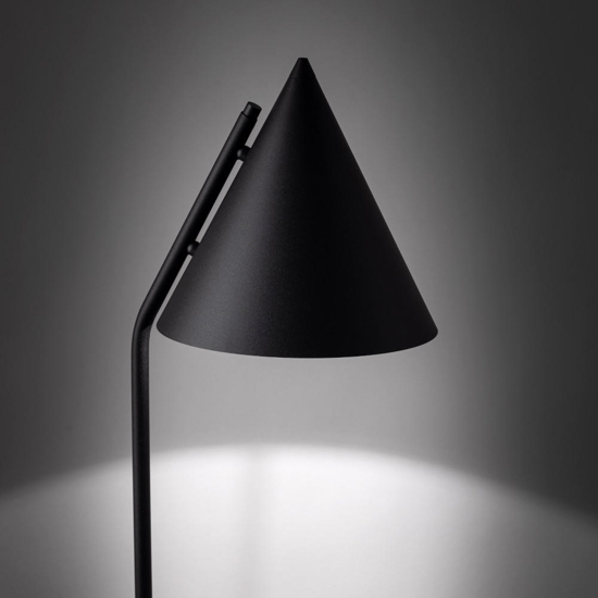 Lampada da terra piantana cono nera