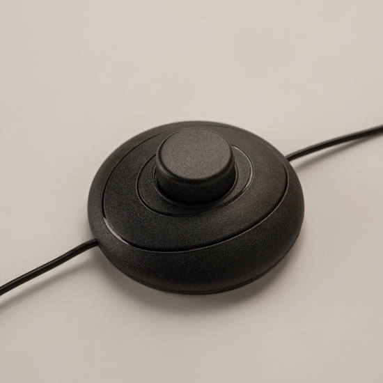 Lampada da terra moderna solid maytoni led 3000k con base in cemento