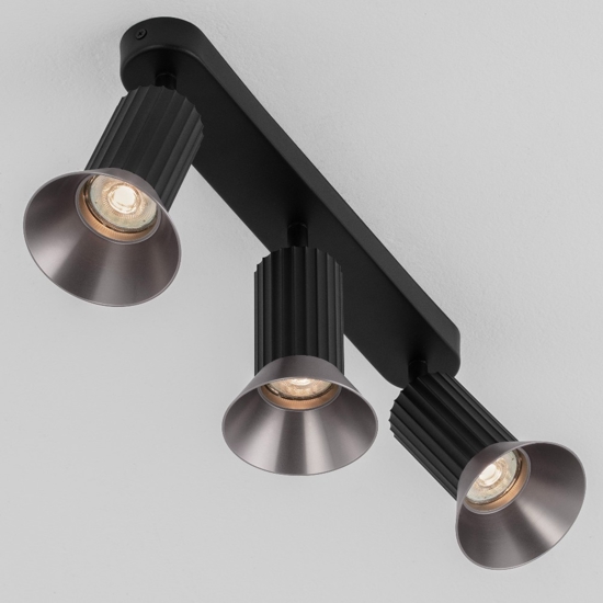 Plafoniera da cucina moderna con 3 faretti orientabili