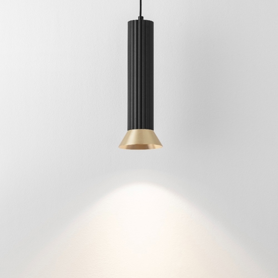 Lampada a sospensione per camera da letto con dettagli colore oro