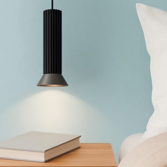 Lampada  a sospensione per comodino design moderno