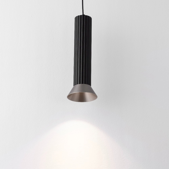Lampada  a sospensione per comodino design moderno