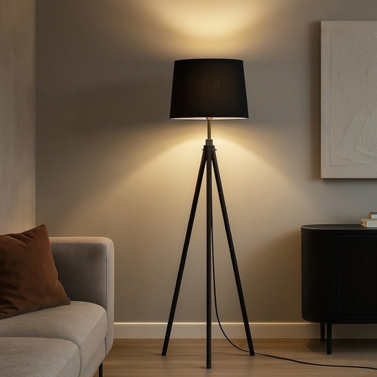 Lampada da terra  maytoni calvin tre piedi paralume in tessuto nero