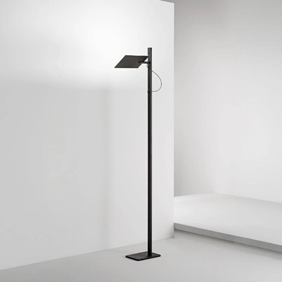 Piantana da terra da ufficio perenz radiante led cct orientabile nera