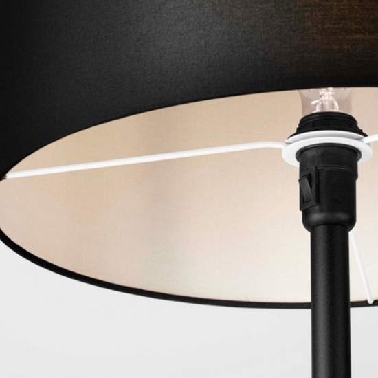 Lampada da terra nera paralume cilindrico in tessuto