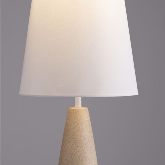 Lampada da terra moderna base in gesso colore sabbia