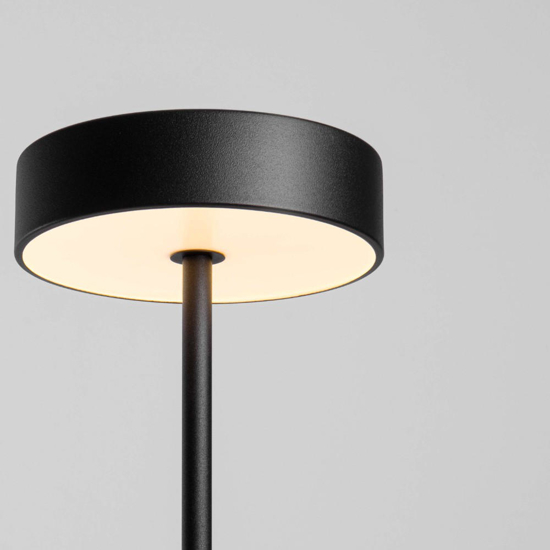 Lampada da terra design minimale nera moderna led