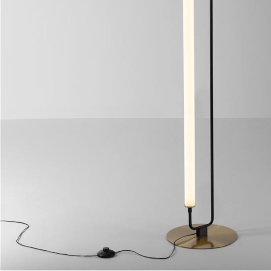 Lampada da terra moderna led 3000k base colore oro