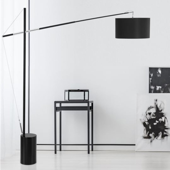 Lampada ad arco moderna orientabile paralume circolare