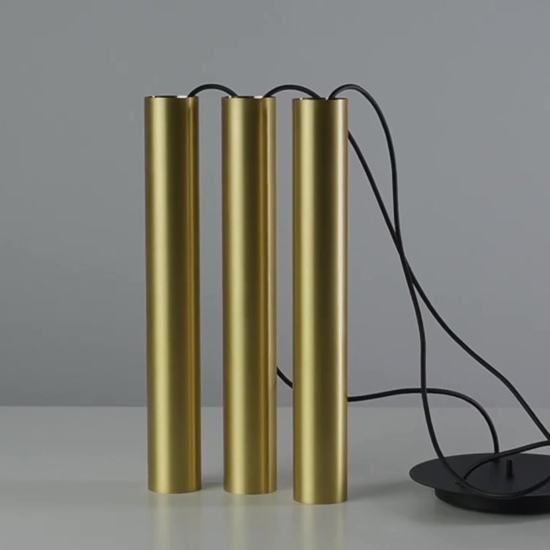 Lampadario tre cilindri grappolo oro per tavolo cucina