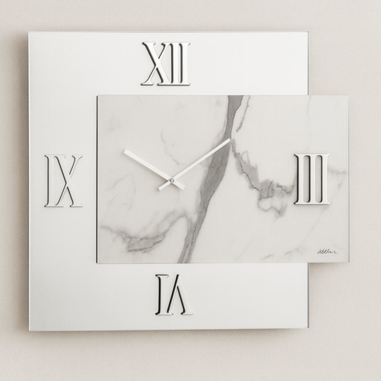 Orologio da parete 60x70cm specchio chiaro e finitura effetto marmo