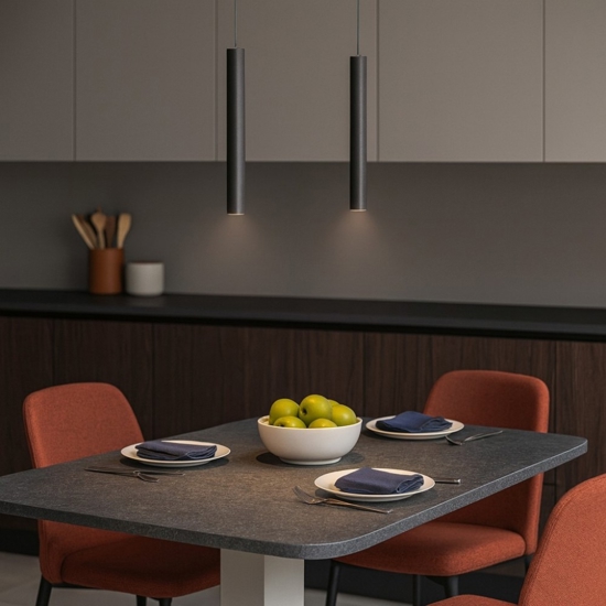 Lampadario da cucina luci decentrate cilindri nero