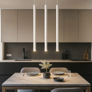 Lampadario per isola cucina cilindri bianchi