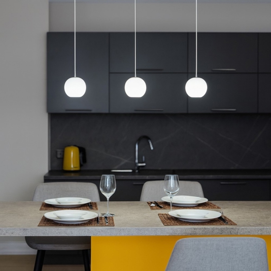 Lampadario da cucina 3 luci sfere led 3000k guya bianco gea luce