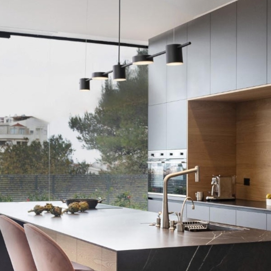 Lampadario da cucina nero orizzontale per tavolo isola