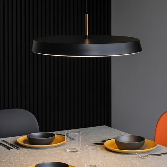 Lampadario nero design piatto tondo per tavolo sala da pranzo moderna