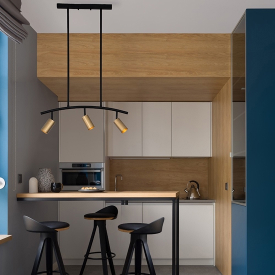 Lampadario a soffitto da cucina nero oro con luci orientabili