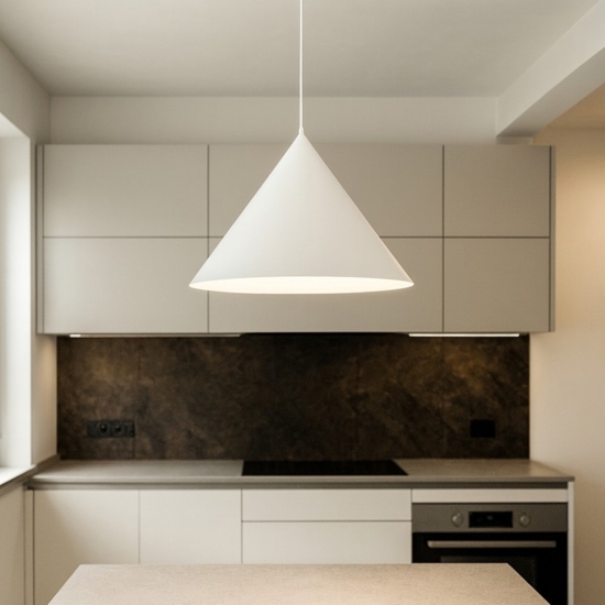 Lampadario cono bianco 50cm per sala da pranzo