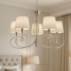 Lampadario per camera da letto stile contemporaneo elegante
