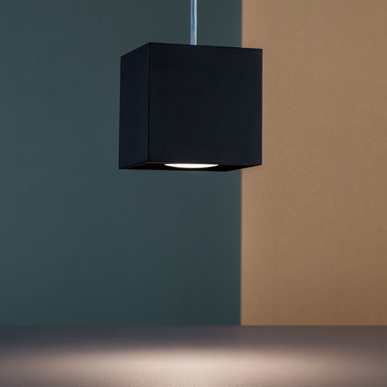 Lampada a sospensione cubo nero moderna Lampada a sospensione cubo nero moderna