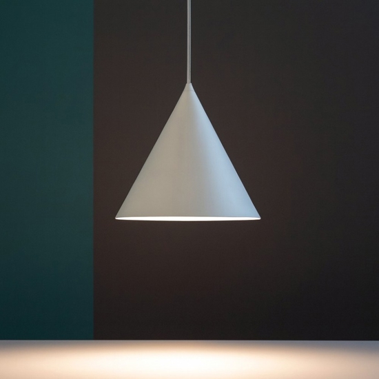 Lampada a sospensione cono 32cm beige per tavolo da pranzo Lampada a sospensione cono 32cm beige per tavolo da pranzo