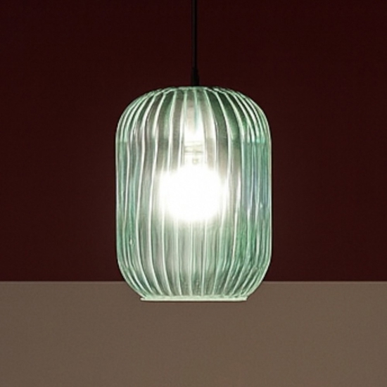 Lampada a sospensione verde toplight tender per isola cucina
