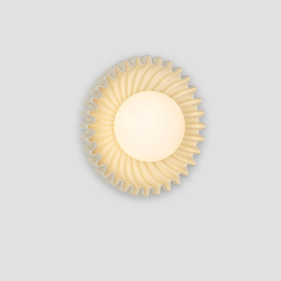 Applique da parete effetto conchiglia crema ceramica Applique da parete effetto conchiglia crema ceramica