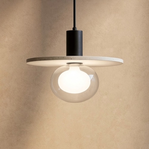 Lampada a sospensione hos disco di cemento beige con sfera in vetro