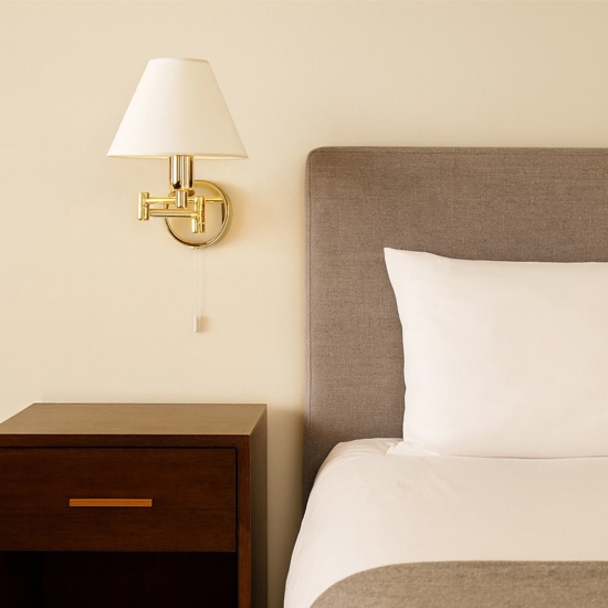 Applique per comodino con cordicella oro braccio estendibile perenz fp Applique per comodino con cordicella oro braccio estendibile perenz fp