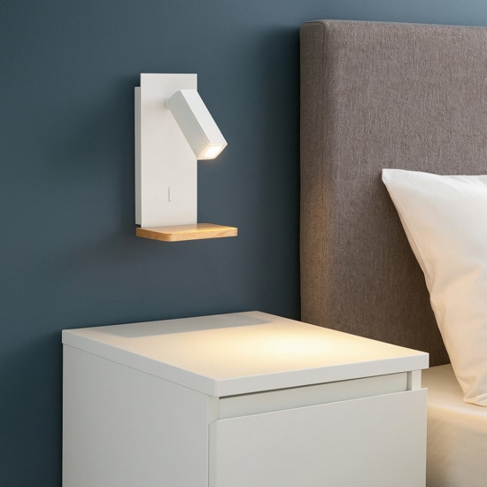 Applique per comodino camera da letto moderna bianca con porta usb