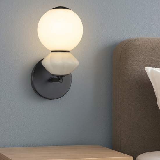 Applique camera da letto led 3000k sfera vetro opalino