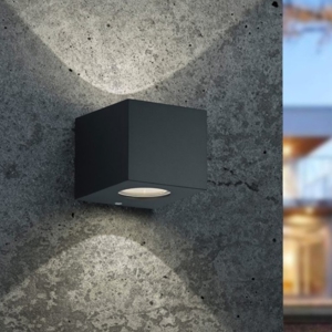 Applique da esterno cubo nero 4w 3000k fasci di luce regolabili