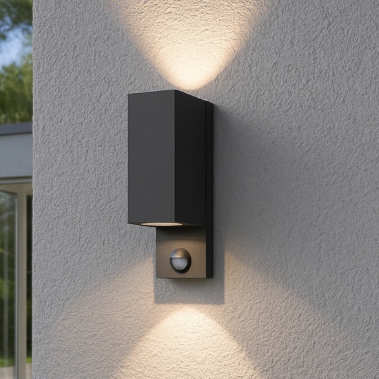 Applique antracite con sensore di movimento per esterno squadrato Applique antracite con sensore di movimento per esterno squadrato