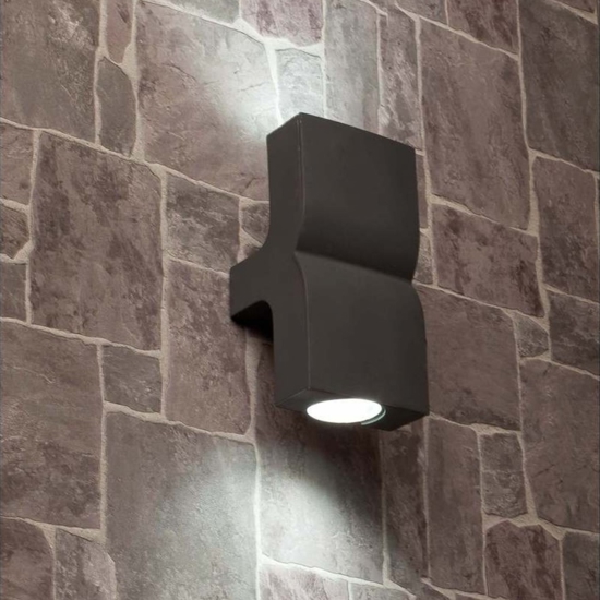 Applique grigio per esterno 2 luci ip44