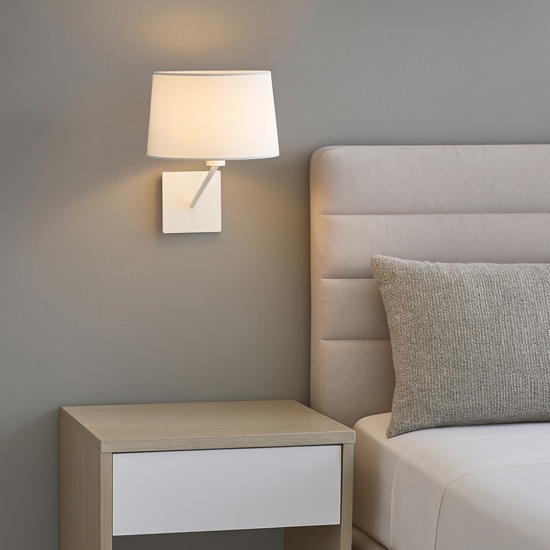 Applique bianco per comodino camera da letto hotel moderna