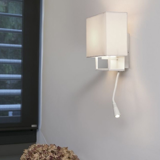 Applique per comodino camera da letto due luci con interruttore Applique per comodino camera da letto due luci con interruttore