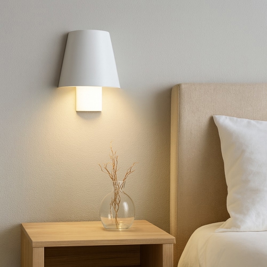 Applique orientabile per comodini camera da letto orientabile bianca moderna