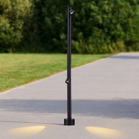 Lampione per esterno anti salsedine con faretti Lampione per esterno anti salsedine con faretti