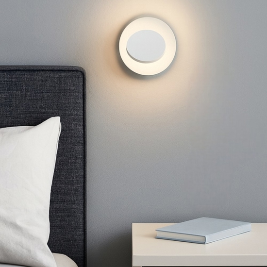 Applique da comodino orientabile bianco per camera da letto
