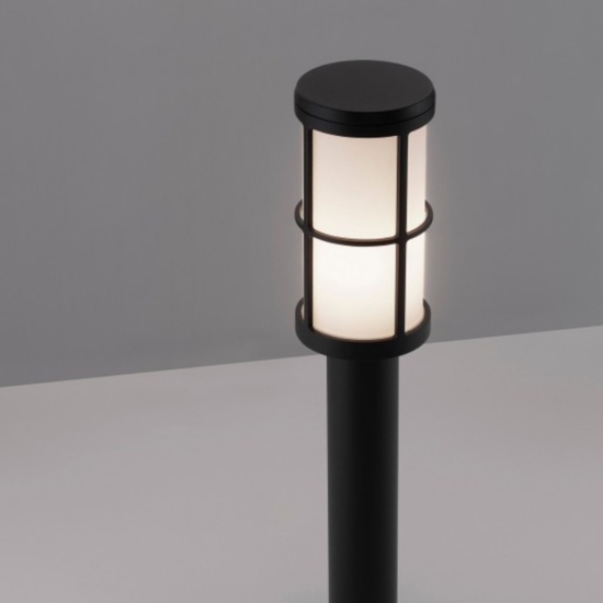 Lampione moderno da giardino h65 cm dalla forma tubolare Lampione moderno da giardino h65 cm dalla forma tubolare