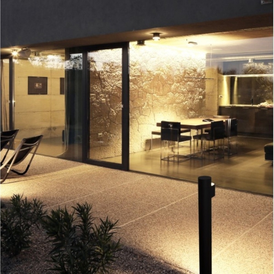 Lampione moderno da giardino led 8w 3000k tubolare nero Lampione moderno da giardino led 8w 3000k tubolare nero