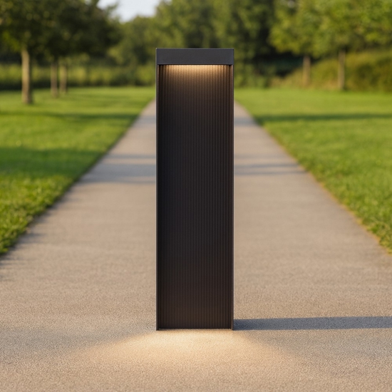 Lampioncino nero da giardino led 8w 3000k design moderno rettangolare Lampioncino nero da giardino led 8w 3000k design moderno rettangolare