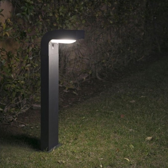 Lampione antracite design moderno da giardino