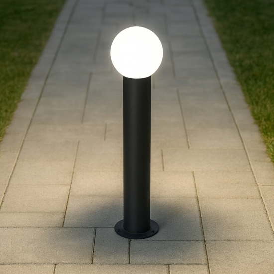 Lampioncino antracite moderno per esterno giardino sfera bianca Lampioncino antracite moderno per esterno giardino sfera bianca
