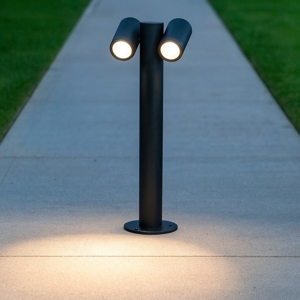 Lampione da giardino nero moderno luci orientabili fp