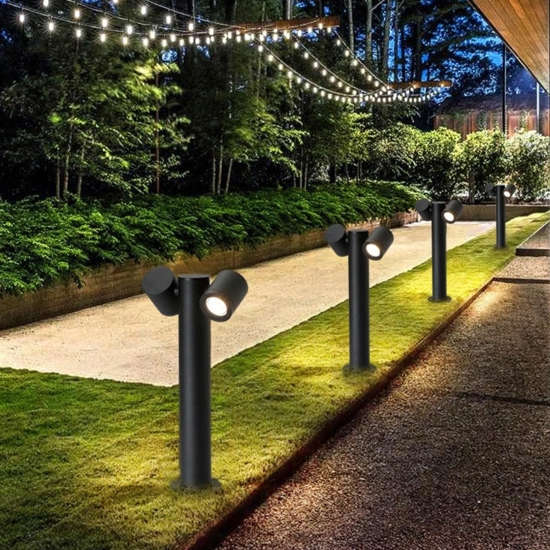 Lampione da giardino nero moderno luci orientabili fp
