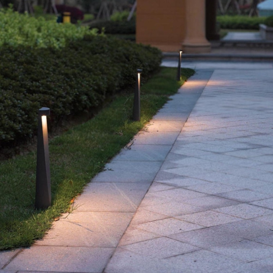 Lampione da esterno per giardino moderno antracite led 7w 3000k