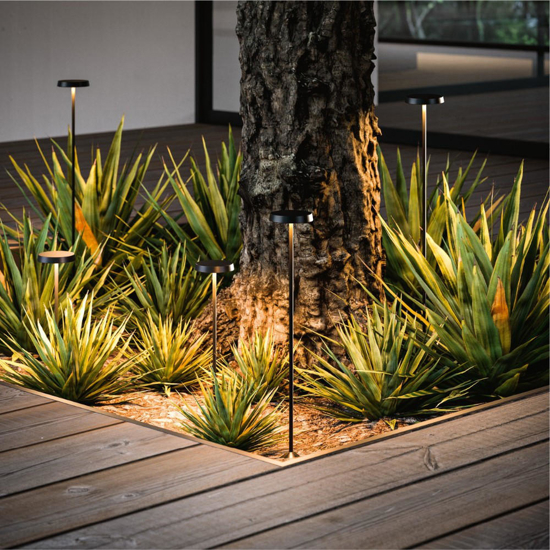 Lampione da esterno linea light pistillo ip65 nero h61 cm