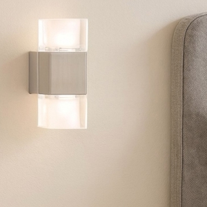 Applique da comodino con interruttore grigio cubi vetro led fp